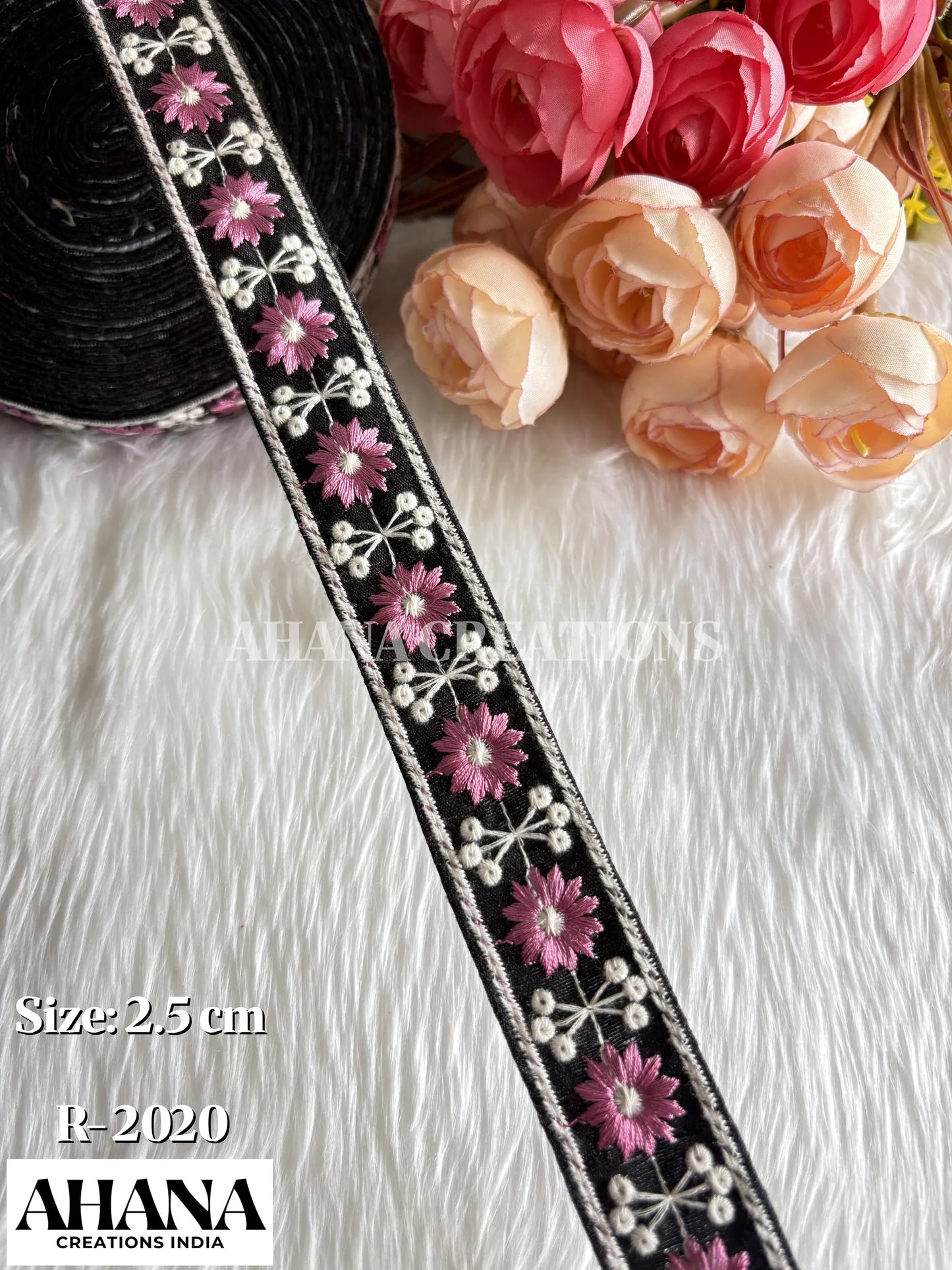 Siya Dupion Dual tone lace - Black base with Rani floral and white thread work